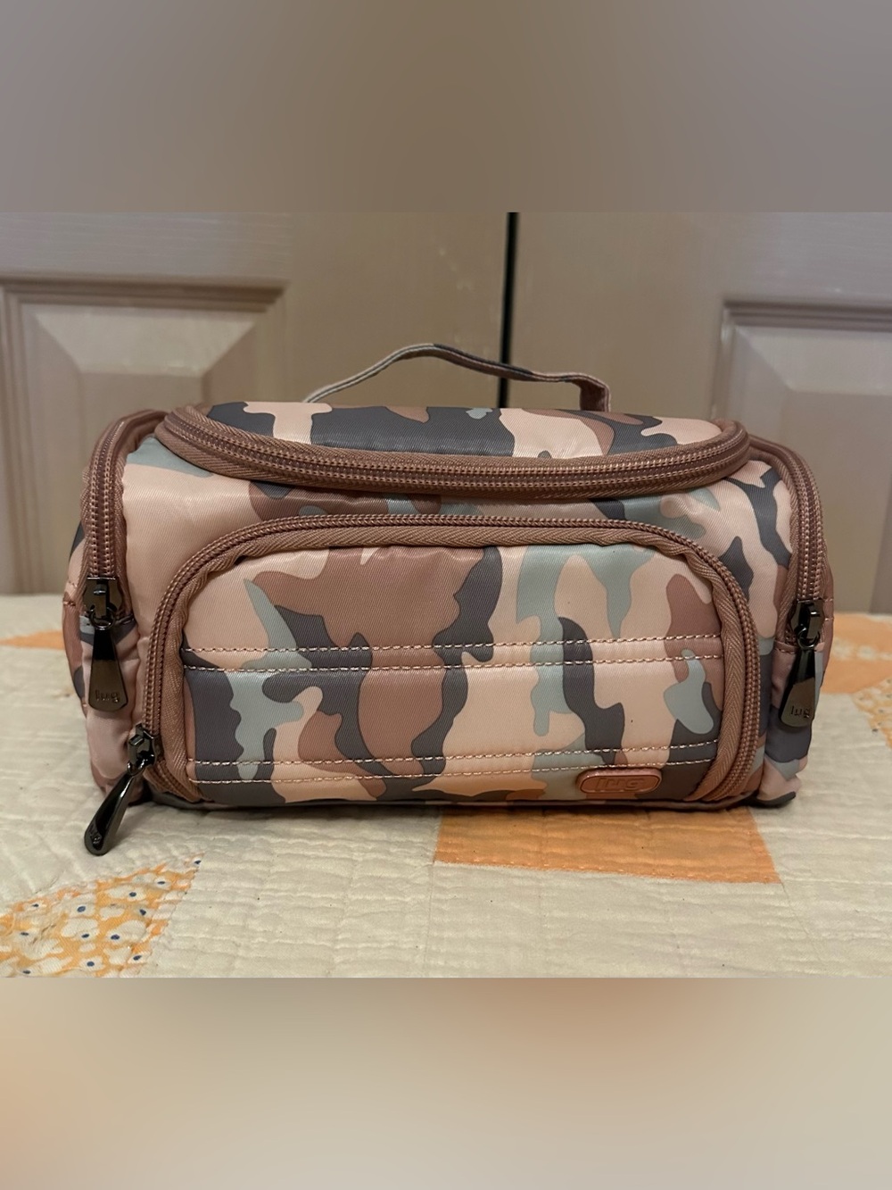 Lug Women’s Makeup/ Toiletries Bag in Cute Mauve Camo